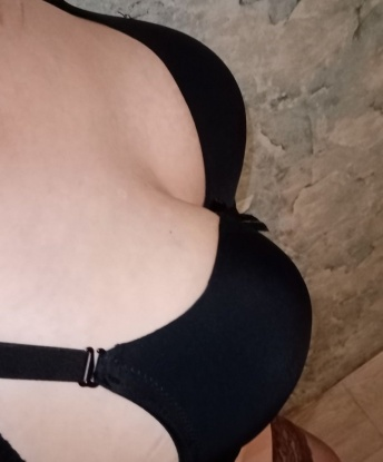 Нежная красавица с шаловливыми глазками приглашает в уютное гнездышко для интимной встречи. Я гарантирую, ты останешься доволен. Звони скорее! 11186, 33 года